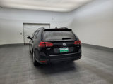 Used 2017 Volkswagen Golf S image 6