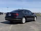 Used 2017 Volkswagen Passat 1.8T SE image 3