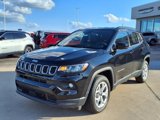 New 2025 Jeep Compass Latitude image 3