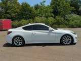 Used 2016 Hyundai Genesis 3.8 image 3