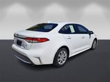 Used 2022 Toyota Corolla LE image 3