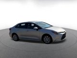 Used 2022 Toyota Corolla LE image 2
