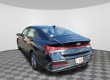 Certified 2024 Hyundai Elantra SEL image 4
