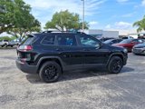 Used 2023 Jeep Cherokee Altitude Lux image 4