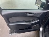 Used 2018 Ford Edge SE image 4
