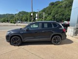 Used 2022 Volkswagen Taos SE w/ Panoramic Sunroof Package image 4