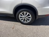 Used 2017 Nissan Rogue SV image 5