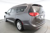 Used 2017 Chrysler Pacifica Touring-L image 6