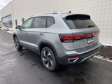 New 2025 Volkswagen Taos SE image 3