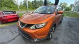 Used 2017 Nissan Rogue Sport SL image 2