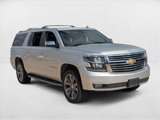 Used 2016 Chevrolet Suburban LTZ image 3