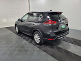 Used 2018 Nissan Rogue SV image 3