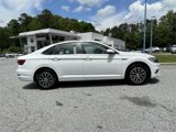 Used 2019 Volkswagen Jetta SEL image 2