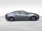 Used 2023 Nissan Altima 2.5 SV image 4