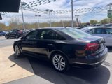 Used 2019 Volkswagen Passat 2.0T Wolfsburg image 5
