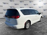 Used 2023 Chrysler Voyager LX image 5