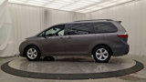 Certified 2015 Toyota Sienna LE image 2