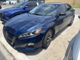 Used 2021 Nissan Altima 2.5 SR w/ SR Premium Package image 2