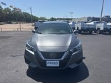 Used 2021 Nissan Versa SV image 2