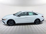 Used 2025 Hyundai Elantra Sport image 4