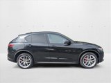 Used 2018 Alfa Romeo Stelvio Ti Sport image 4