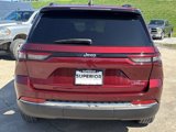Used 2023 Jeep Grand Cherokee Laredo image 4