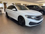 Used 2023 Volkswagen Jetta SE w/ Panoramic Sunroof Package image 5