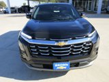 New 2025 Chevrolet Equinox LT w/ Safety and Technology Package image 2