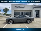 Used 2023 Dodge Challenger SXT image 2