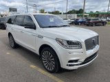 Used 2019 Lincoln Navigator Reserve image 4