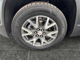 Used 2023 GMC Acadia SLE w/ Driver Convenience Package image 5