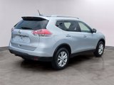 Used 2015 Nissan Rogue SV w/ SV Premium Package image 4