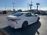 Used 2020 Toyota Camry SE image 5
