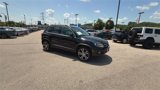 Used 2017 Volkswagen Tiguan SEL image 3