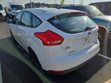 Used 2015 Ford Focus SE w/ Equipment Group 201A image 3