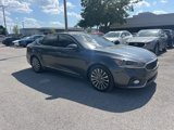 Used 2017 Kia Cadenza Premium w/ Luxury Package image 3