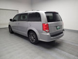 Used 2017 Dodge Grand Caravan SXT image 5