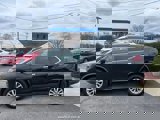 Used 2018 Nissan Rogue SV image 3