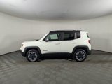 Used 2016 Jeep Renegade Trailhawk image 3