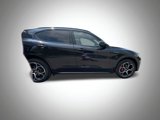 Used 2022 Alfa Romeo Stelvio Veloce image 2