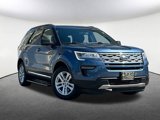 Used 2018 Ford Explorer XLT image 2