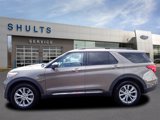 Used 2021 Ford Explorer XLT w/ Equipment Group 202A image 2