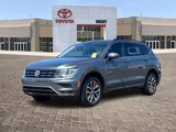 Used 2019 Volkswagen Tiguan SEL R-Line image 2