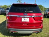 Used 2017 Ford Explorer XLT image 3