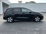 Used 2022 Kia Niro LX image 2