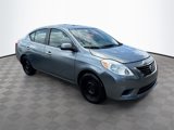 Used 2012 Nissan Versa SV w/ Convenience Pkg image 4