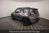Used 2017 Jeep Renegade Latitude w/ Cold Weather Group image 4