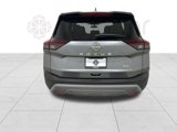 Used 2023 Nissan Rogue SV image 3