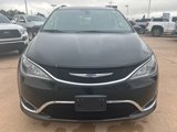 Used 2019 Chrysler Pacifica Touring-L image 2