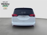 Used 2018 Chrysler Pacifica Touring-L w/ Tire & Wheel Group image 5
